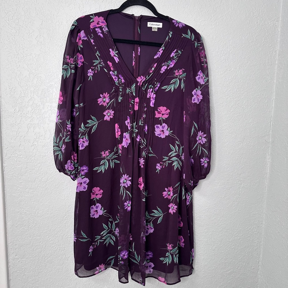 Calvin Klein Purple‎ Floral Chiffon Pleated V-Neck Shift Dress Size 14
